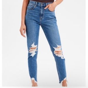 American Eagle MOM jeans